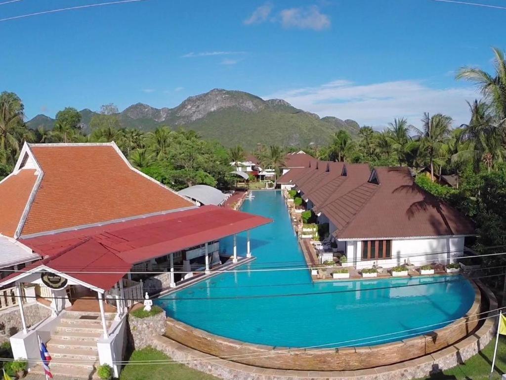 The Privacy Beach Resort & Spa Sam Roi Yot Exterior foto